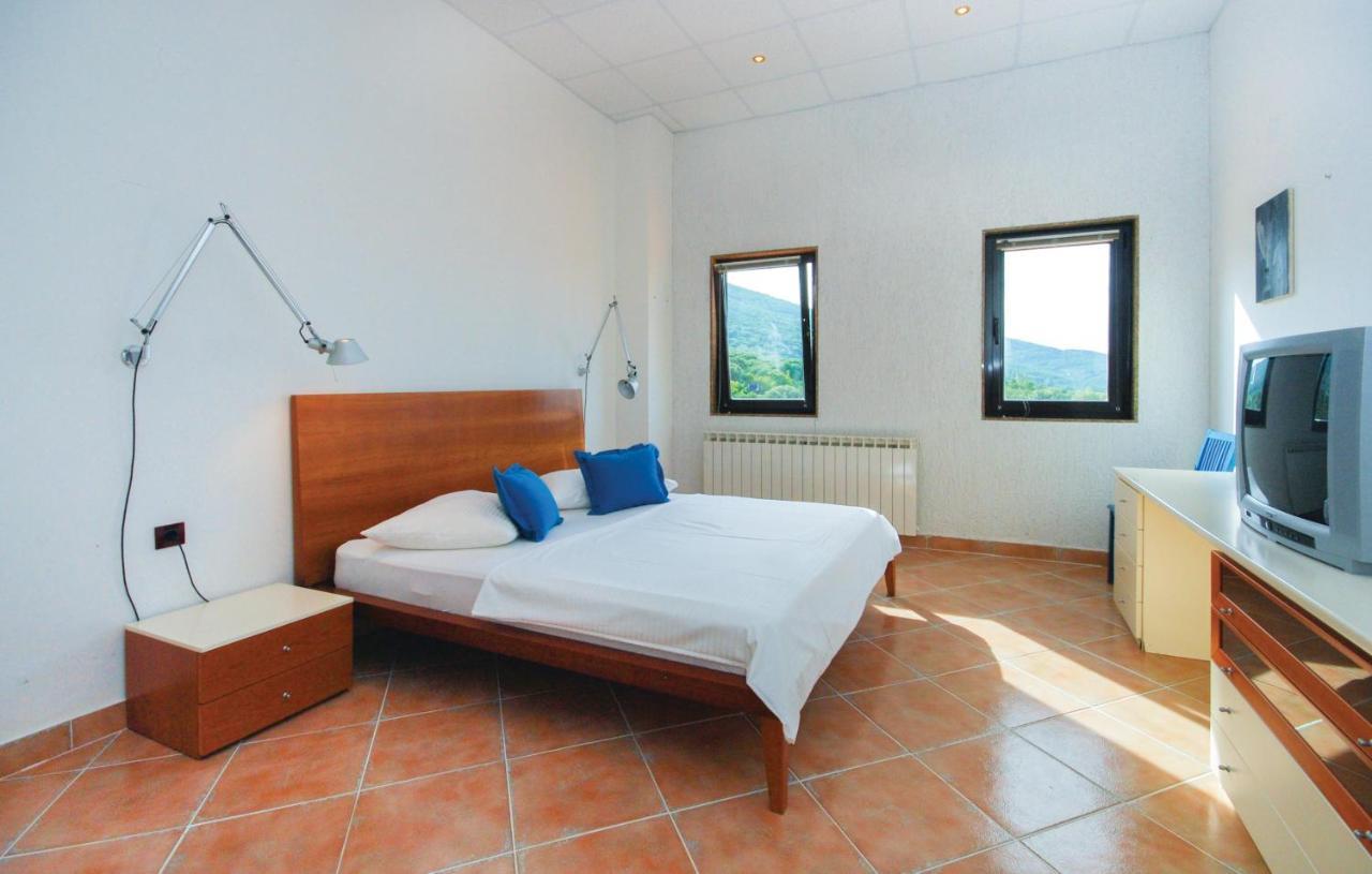 Hotel Zlatni Lav Martinšćica Kültér fotó