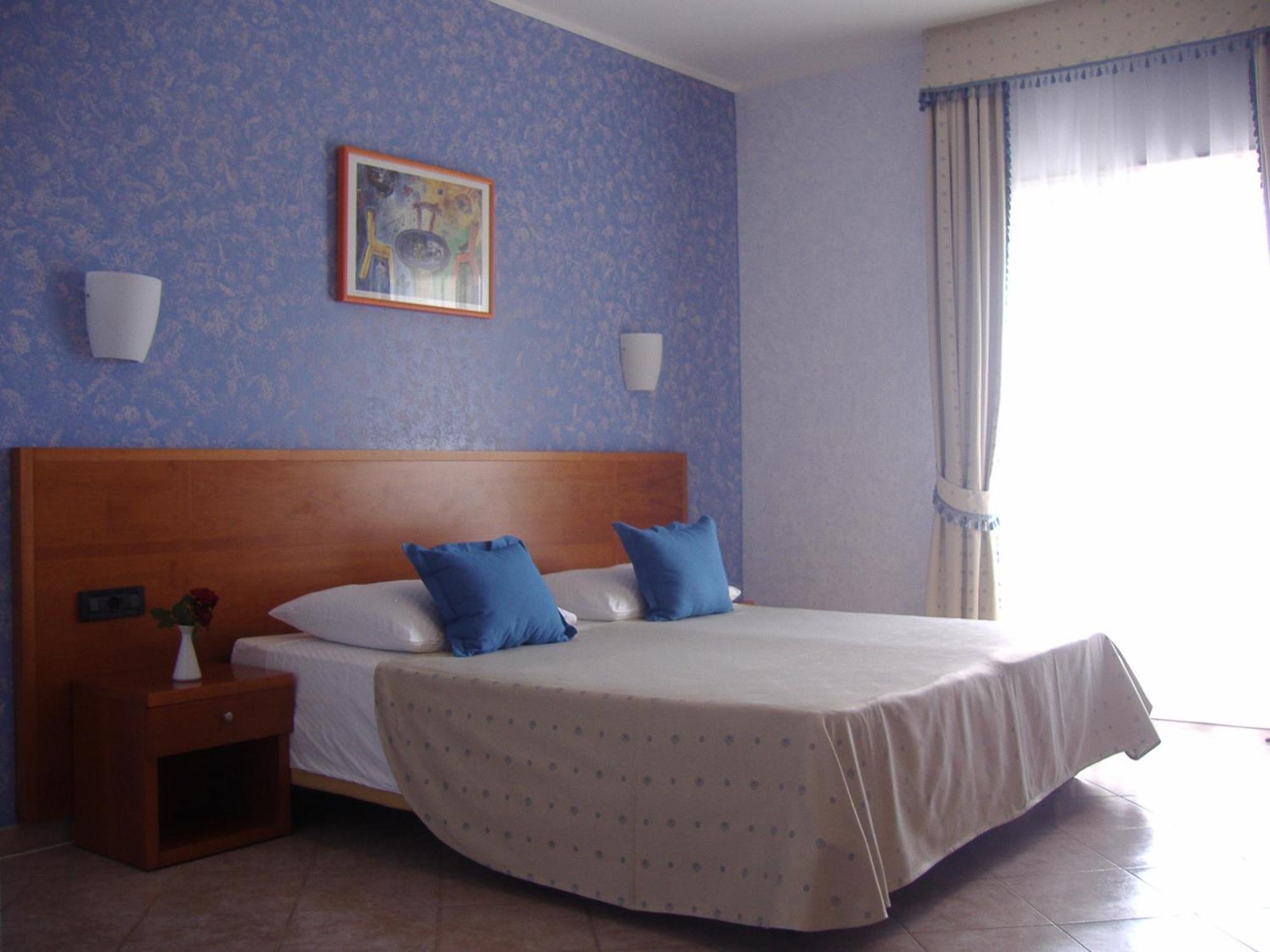 Hotel Zlatni Lav Martinšćica Szoba fotó