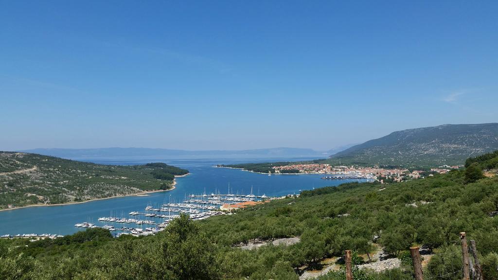 Hotel Zlatni Lav Martinšćica Kültér fotó