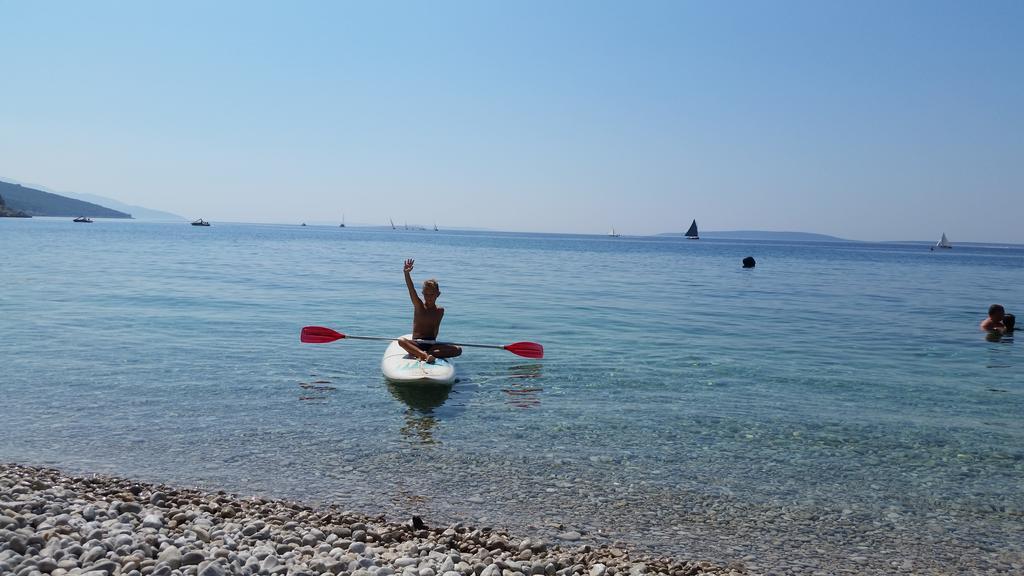 Hotel Zlatni Lav Martinšćica Kültér fotó